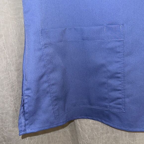 Grey’s Anatomy M V Neck Scrub Top in Ceil Blue - Picture 6 of 11